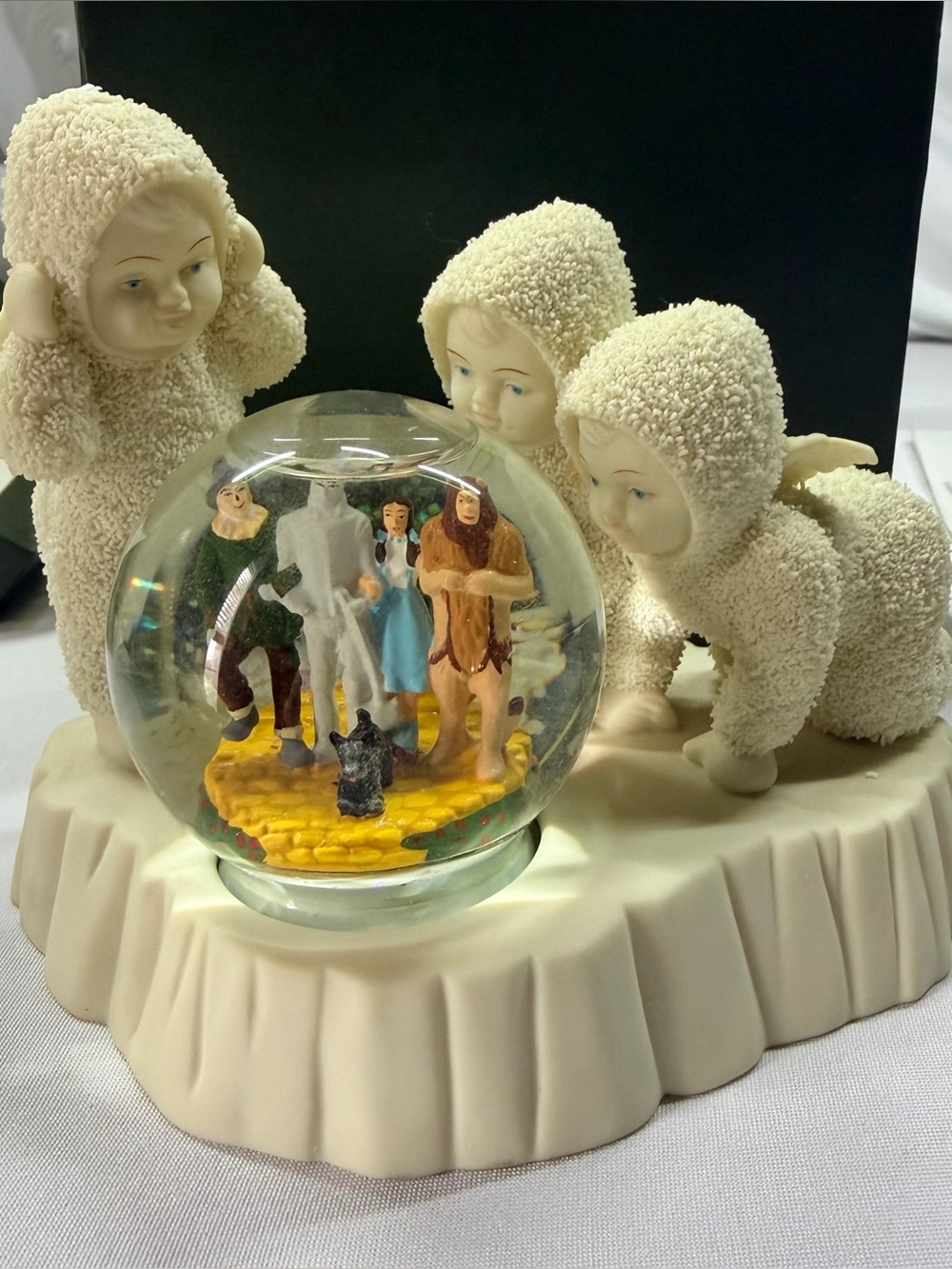 Department 56 Snowbabies Guest Collection Wizard of Oz Snow Globe 1999 Boxed